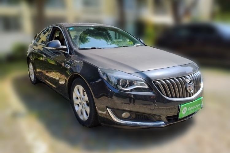 Used Buick Regal 2014 2.0L Elite Fashion Edition Front Right 45 Deg