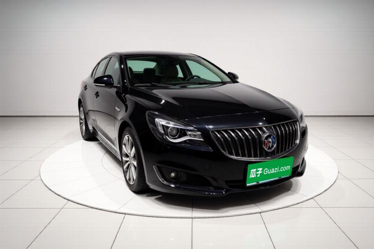 Used Buick Regal 2014 1.6T Fashionable Tech Edition Front Right 45 Deg