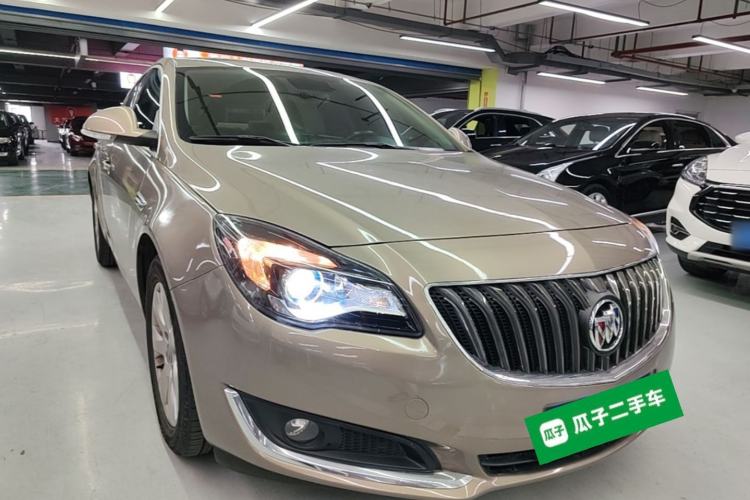 Used Buick Regal 2014 2.0L Elite Fashion Edition Front Right 45 Deg