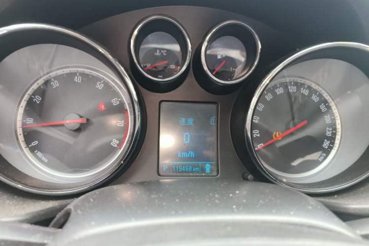 Used Buick Regal 2014 1.6T Fashionable Tech Edition Instrument Cluster