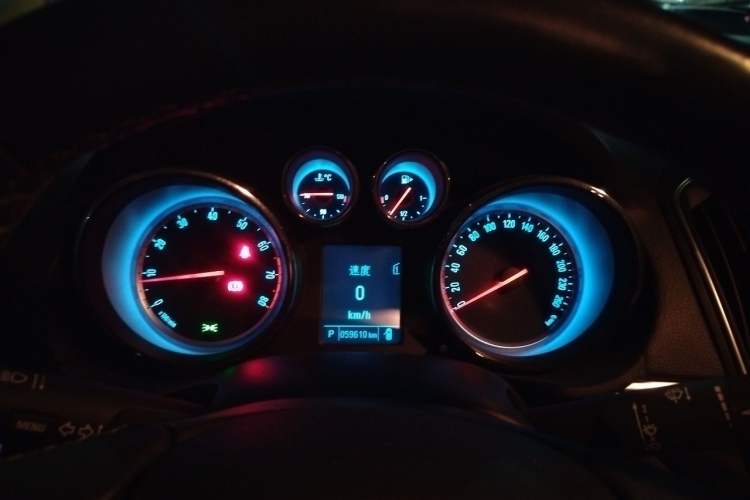 Used Buick Regal 2014 1.6T Fashionable Tech Edition Instrument Cluster