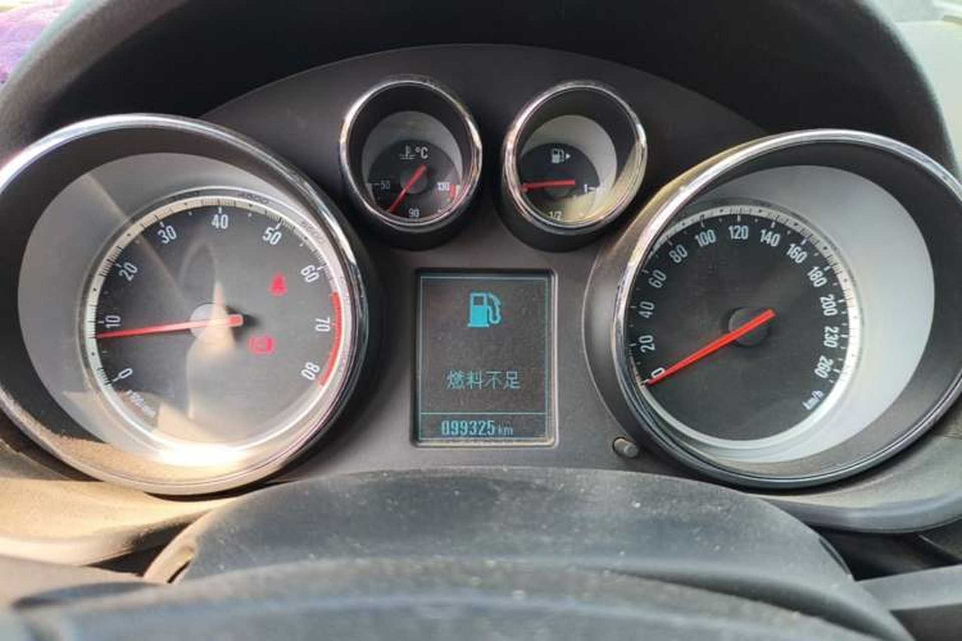 Used Buick Regal 2014 1.6T Fashionable Tech Edition Instrument Cluster