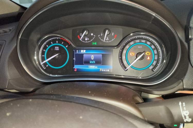 Used Buick Regal 2014 2.0L Elite Fashion Edition Instrument Cluster