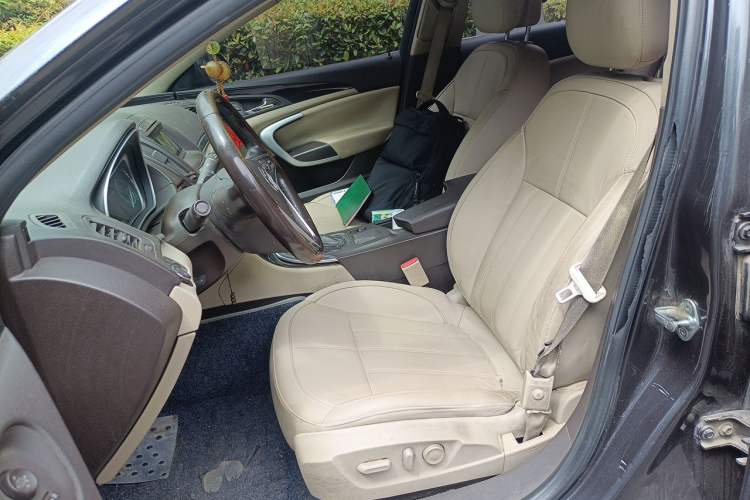 Used Buick Regal 2014 2.0L Elite Fashion Edition Left Front Seat