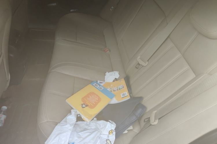 Used Buick Regal 2014 2.0L Elite Fashion Edition Left Rear Seat