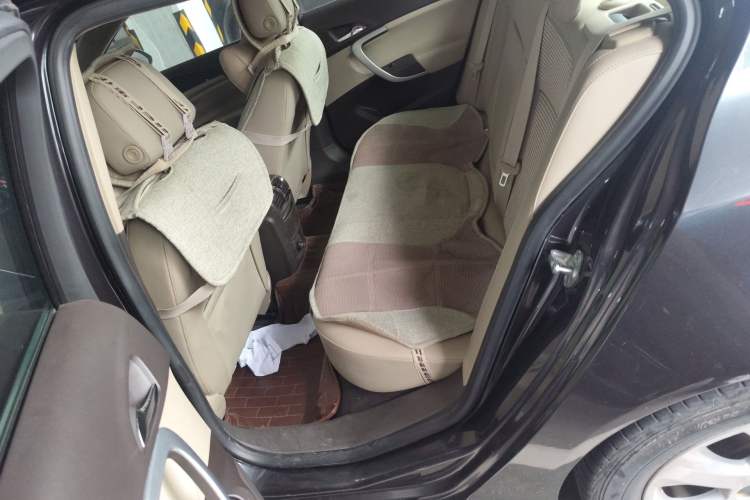 Used Buick Regal 2014 2.0L Leading Fashion Edition Left Rear Seat