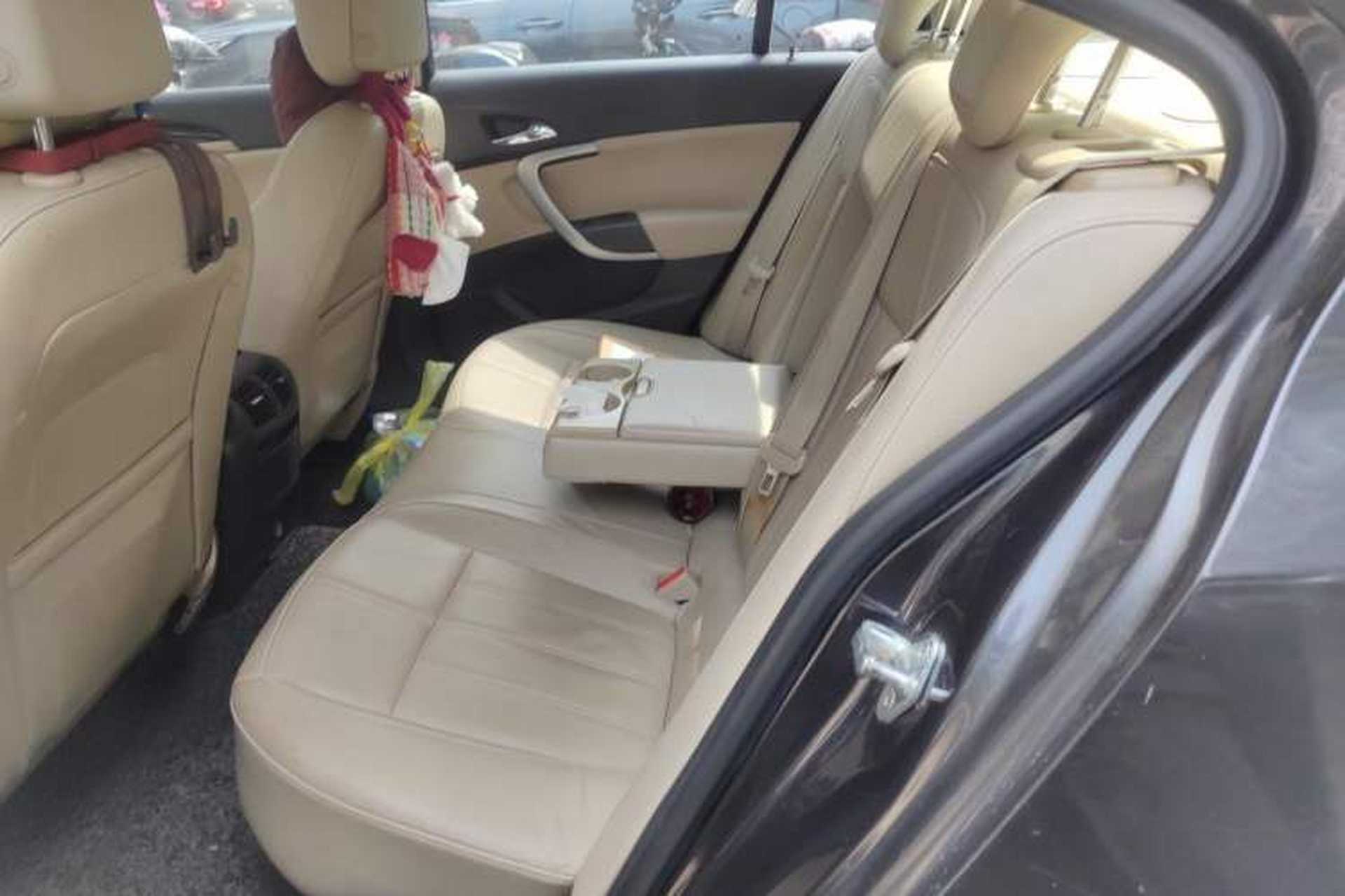 Used Buick Regal 2014 2.4L SIDI Elite Fashion Edition Left Rear Seat