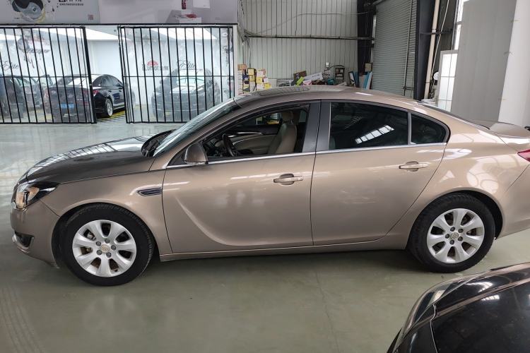 Used Buick Regal 2014 2.0L Leading Fashion Edition Left Side