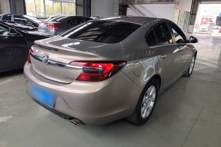 Used Buick Regal 2014 2.0L Leading Fashion Edition Rear Right 45 Deg
