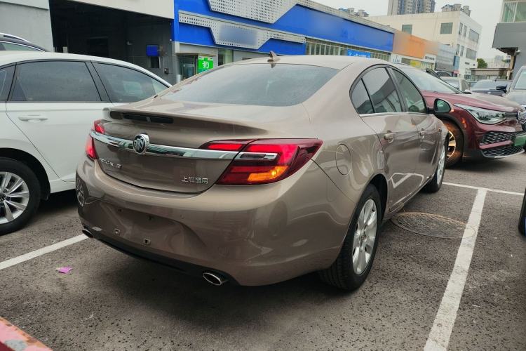 Used Buick Regal 2014 1.6T Fashionable Tech Edition Rear Right 45 Deg