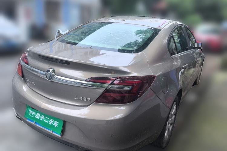 Used Buick Regal 2014 2.0L Leading Fashion Edition Rear Right 45 Deg