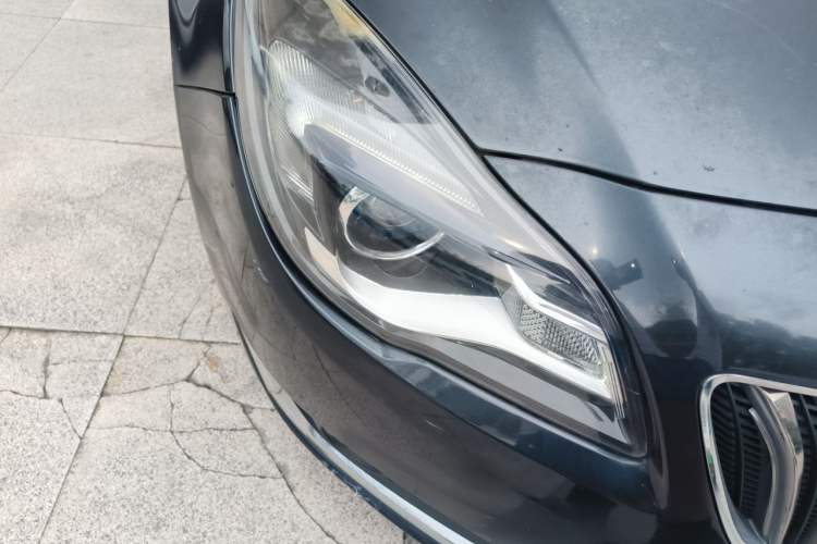 Used Buick Regal 2014 1.6T Fashionable Tech Edition Right Front Headlight
