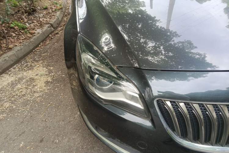 Used Buick Regal 2014 2.0L Elite Fashion Edition Right Front Headlight