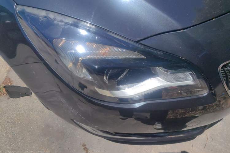 Used Buick Regal 2014 2.0L Elite Fashion Edition Right Front Headlight
