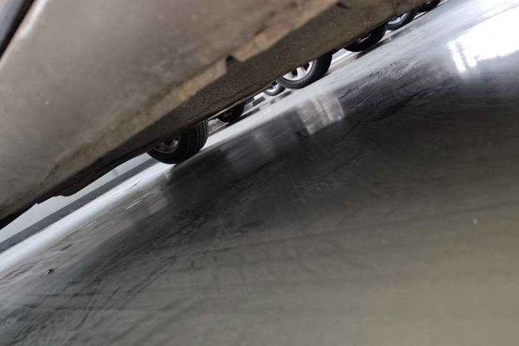 Used Buick Regal 2014 2.0L Leading Fashion Edition Right Side Sill