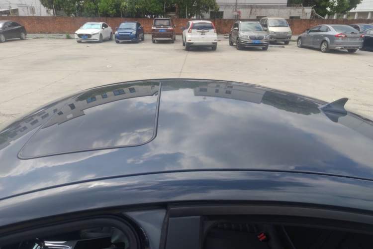 Used Buick Regal 2014 1.6T Fashionable Tech Edition Roof