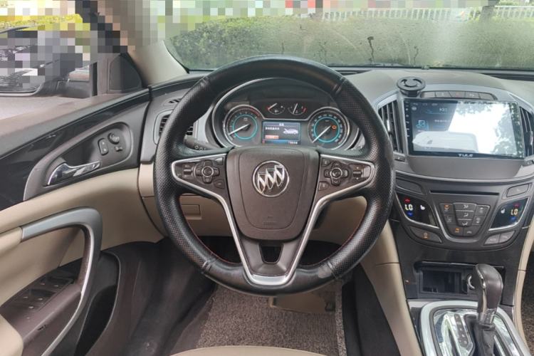 Used Buick Regal 2014 2.0L Elite Fashion Edition Steering Wheel