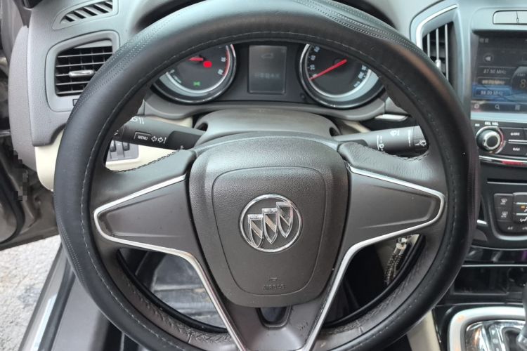 Used Buick Regal 2014 2.0L Leading Fashion Edition Steering Wheel