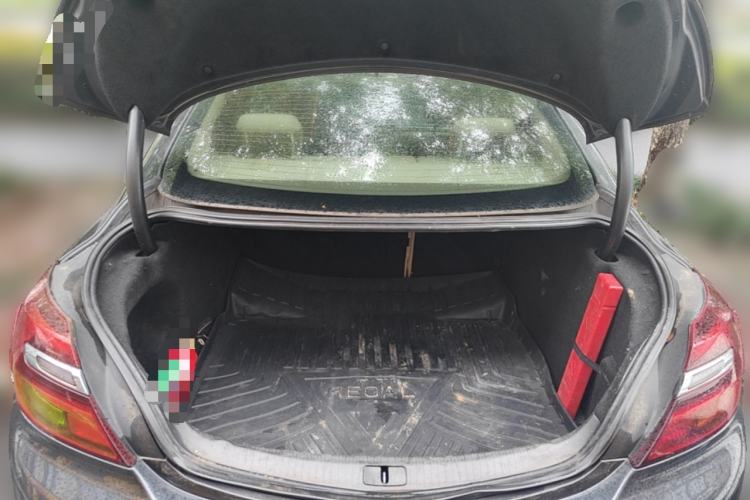Used Buick Regal 2014 2.0L Elite Fashion Edition Trunk
