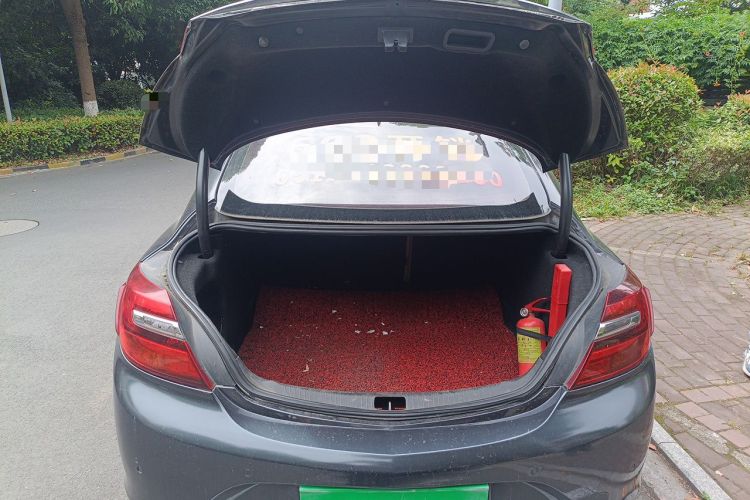 Used Buick Regal 2014 2.0L Elite Fashion Edition Trunk