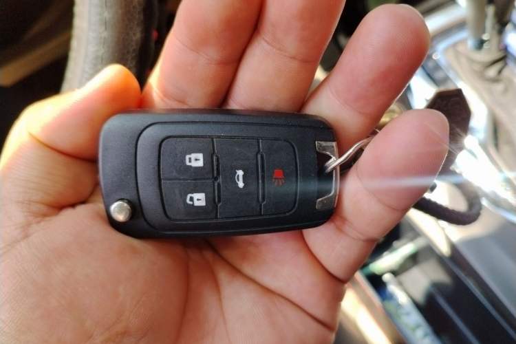 Used Buick Regal 2014 2.0L Elite Fashion Edition Vehicle Key