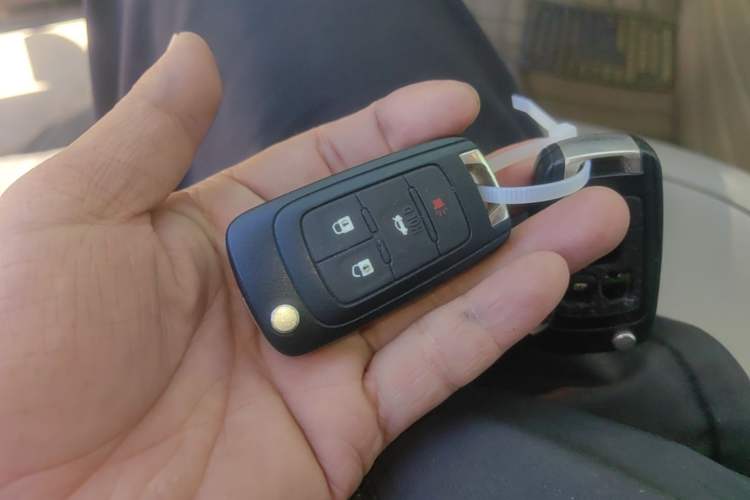 Used Buick Regal 2014 2.0L Elite Fashion Edition Vehicle Key