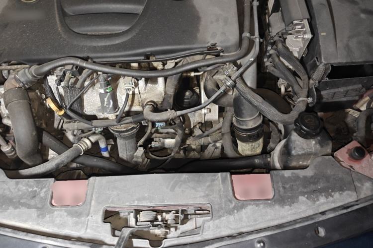 Used Buick Regal 2014 GS 2.0T Passionate Sport Edition Engine Bay
