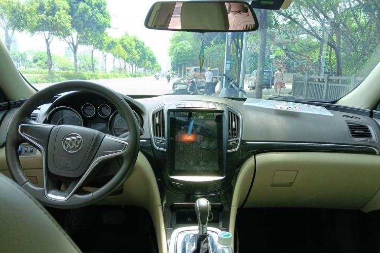 Used Buick Regal 2014 2.0L Leading Fashion Edition Headliner