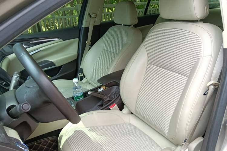 Used Buick Regal 2014 2.0L Leading Fashion Edition Left Front Seat