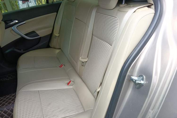 Used Buick Regal 2014 2.0L Leading Fashion Edition Left Rear Seat