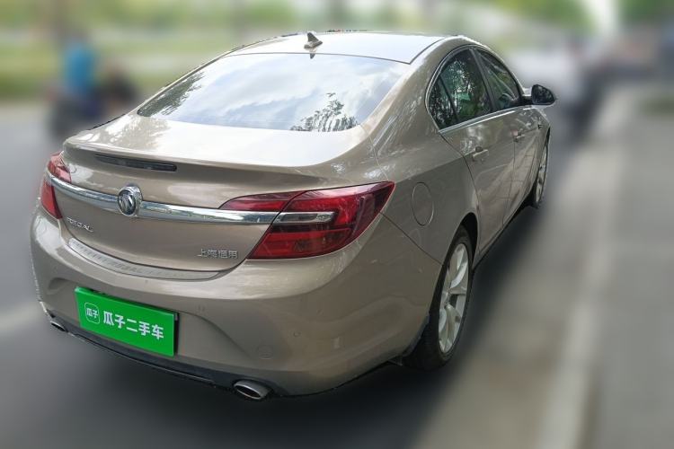 Used Buick Regal 2014 2.0L Leading Fashion Edition Rear Right 45 Deg