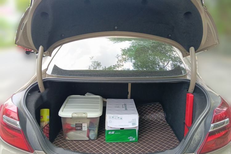Used Buick Regal 2014 2.0L Leading Fashion Edition Trunk