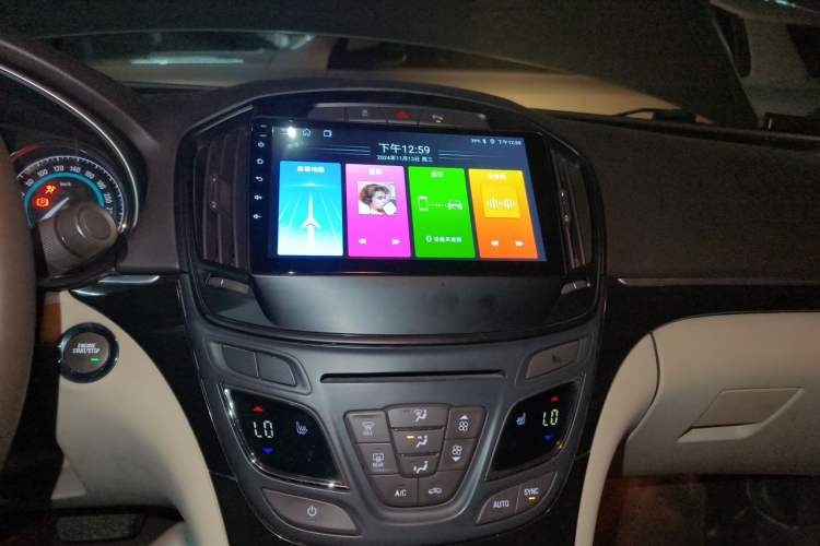Used Buick Regal 2014 2.0L Elite Fashion Edition Audio And AC Panel