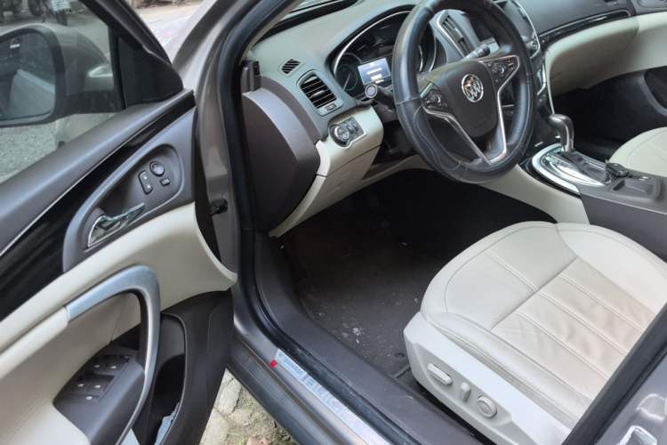 Used Buick Regal 2014 2.0L Elite Fashion Edition Driver Seat
