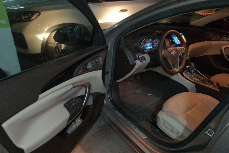 Used Buick Regal 2014 2.0L Elite Fashion Edition Driver Seat