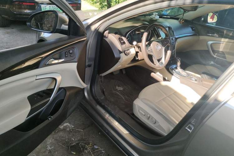 Used Buick Regal 2014 2.4L SIDI Elite Fashion Edition Driver Seat