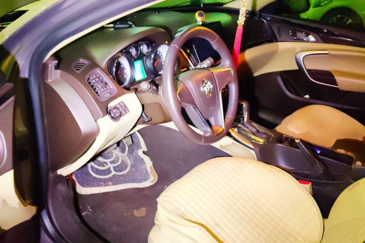 Used Buick Regal 2014 2.0L Leading Fashion Edition Driver Seat