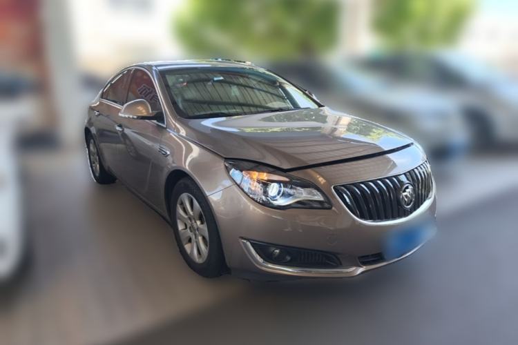 Used Buick Regal 2014 2.0L Elite Fashion Edition Front Right 45 Deg