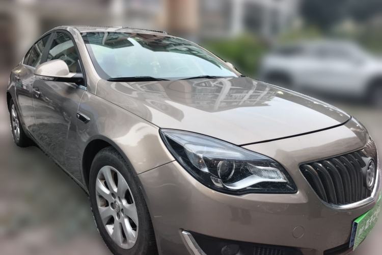 Used Buick Regal 2014 1.6T Fashionable Tech Edition Front Right 45 Deg
