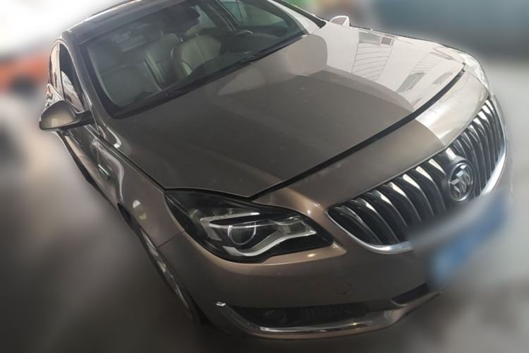 Used Buick Regal 2014 2.0L Elite Fashion Edition Front Right 45 Deg