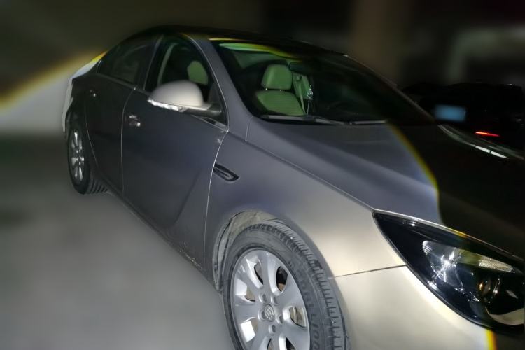 Used Buick Regal 2014 2.0L Leading Fashion Edition Front Right 45 Deg
