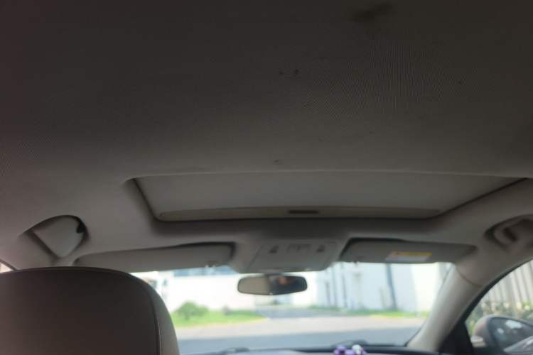 Used Buick Regal 2014 2.0L Leading Fashion Edition Headliner