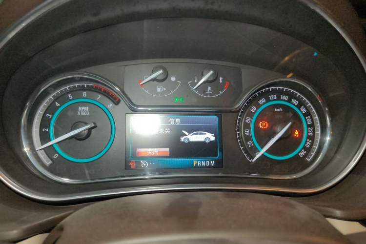 Used Buick Regal 2014 2.0L Elite Fashion Edition Instrument Cluster
