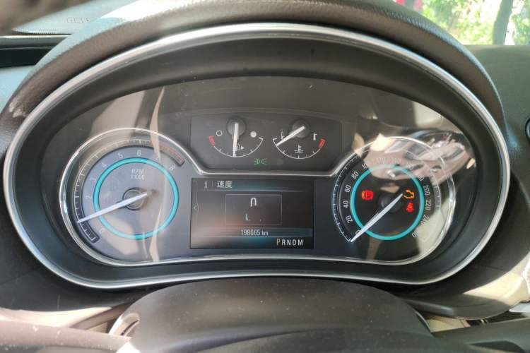 Used Buick Regal 2014 2.4L SIDI Elite Fashion Edition Instrument Cluster