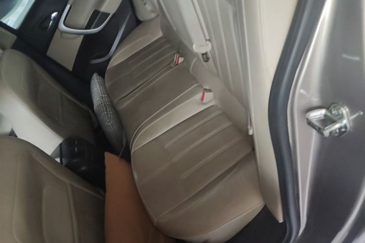 Used Buick Regal 2014 2.0L Elite Fashion Edition Left Rear Seat