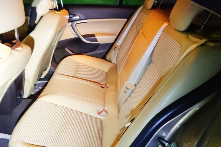 Used Buick Regal 2014 2.0L Leading Fashion Edition Left Rear Seat