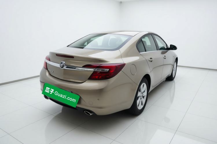 Used Buick Regal 2014 2.0L Leading Fashion Edition Rear Right 45 Deg