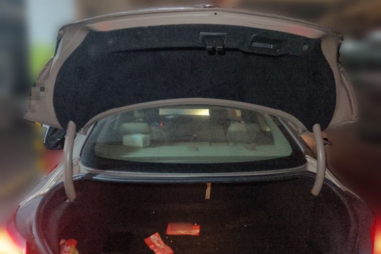 Used Buick Regal 2014 2.0L Elite Fashion Edition Trunk