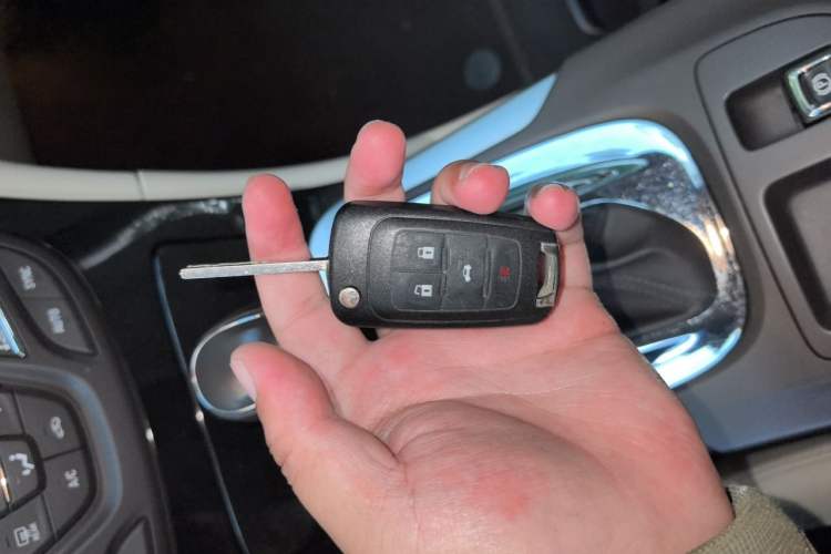 Used Buick Regal 2014 2.0L Elite Fashion Edition Vehicle Key