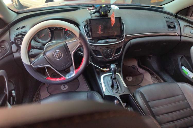 Used Buick Regal 2014 1.6T Fashionable Tech Edition Center Console